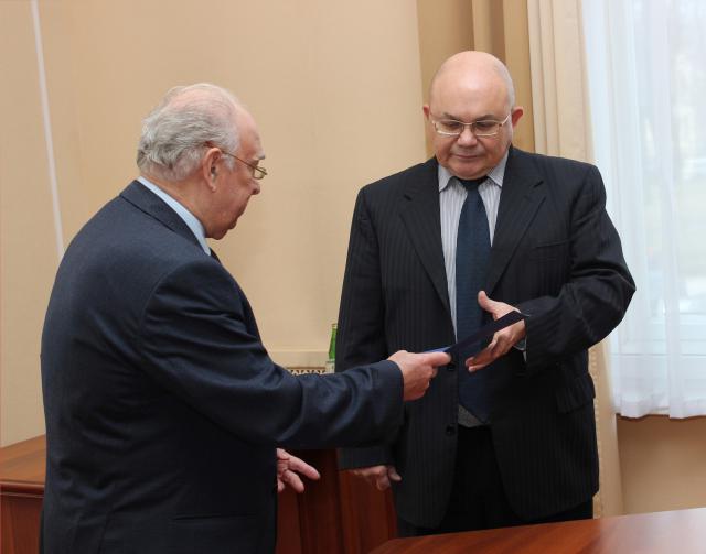 15.04.2015 15.04.2015