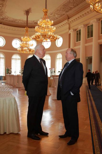 23.04.2015 23.04.2015