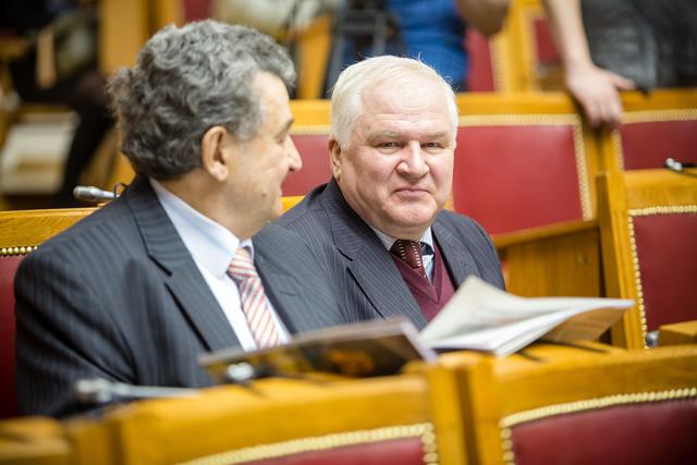 23.04.2015 23.04.2015