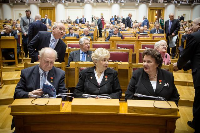 23.04.2015 23.04.2015