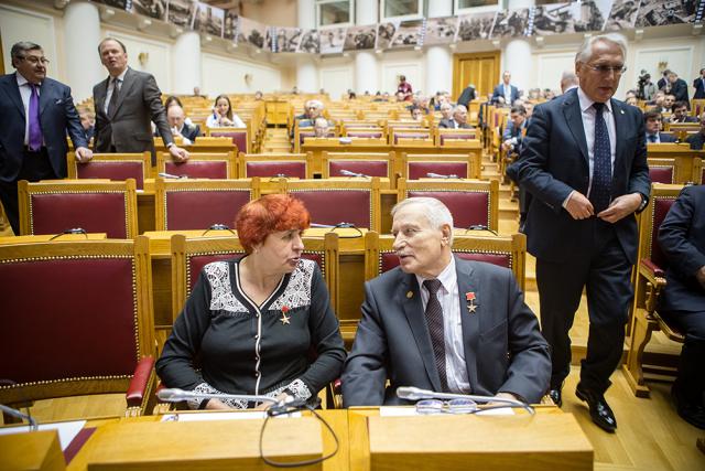 23.04.2015 23.04.2015