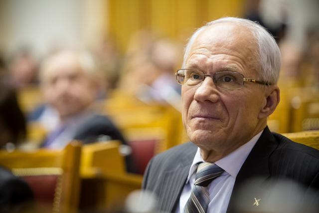 23.04.2015 23.04.2015