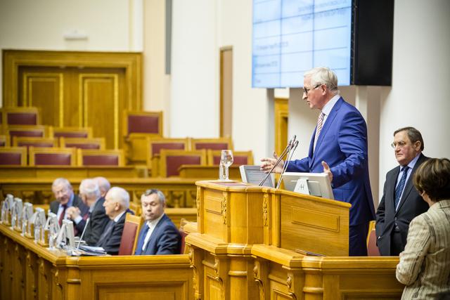 23.04.2015 23.04.2015