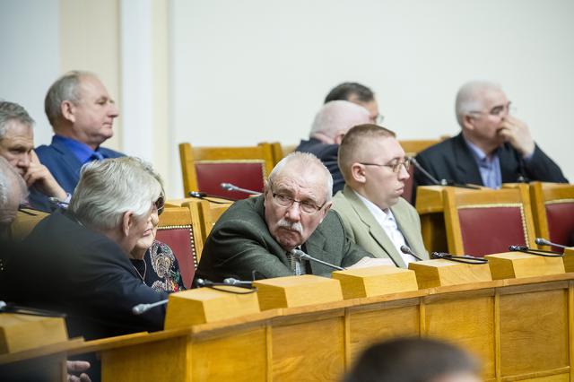 23.04.2015 23.04.2015