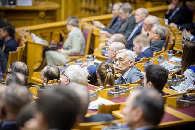 23.04.2015 23.04.2015