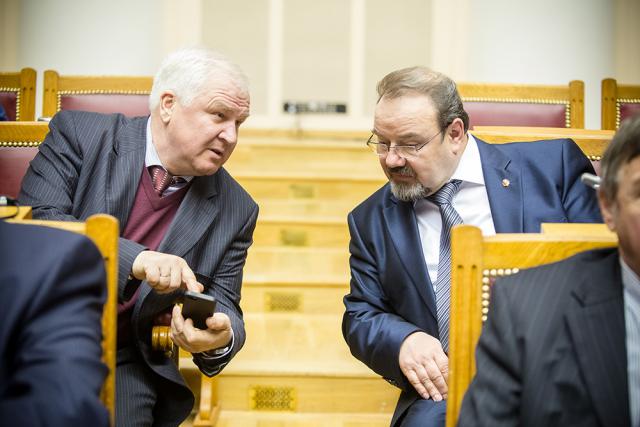 23.04.2015 23.04.2015