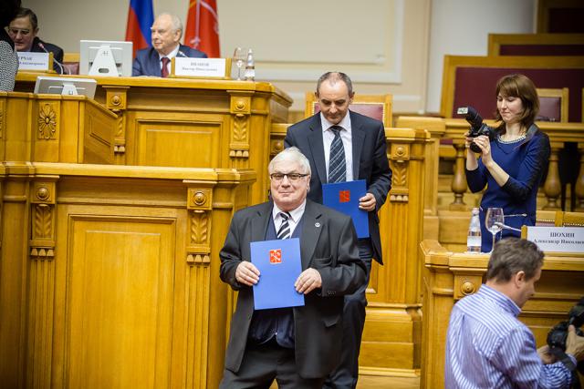 23.04.2015 23.04.2015