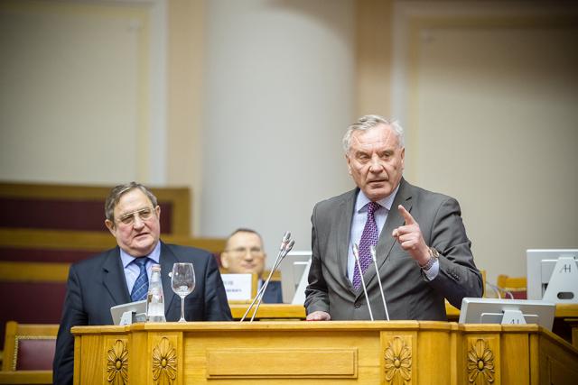 23.04.2015 23.04.2015