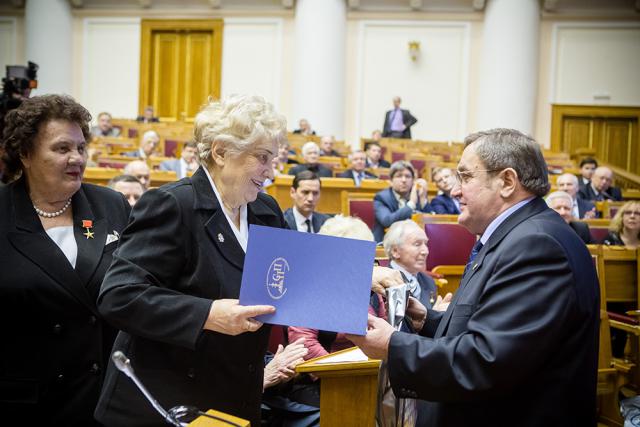 23.04.2015 23.04.2015