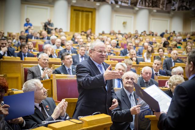 23.04.2015 23.04.2015